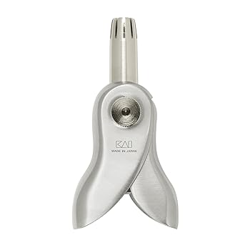 【中古】貝印 カーショー(Kershaw) 回転式鼻毛カッター ギフトBOX