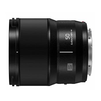 【中古】パナソニック カメラレンズ LUMIX Sシリーズ 50mm F1.8 Lマウント交換レンズ ミラーレス一眼 フルフレームデジタルカメラ用 S-S50 ブラック 【中古】パナソニック カメラレンズ LUMIX Sシリーズ 50mm F1.8 Lマウント交換レンズ ミラーレス一眼 フルフレームデジタルカメラ用 S-S50 ブラック