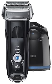 【中古】【洗浄器付き】 ブラウン シリーズ7 メンズ電気シェーバー 7760cc 4カットシステム 洗浄器付 水洗い可 【中古】【洗浄器付き】 ブラウン シリーズ7 メンズ電気シェーバー 7760cc 4カットシステム 洗浄器付 水洗い可
