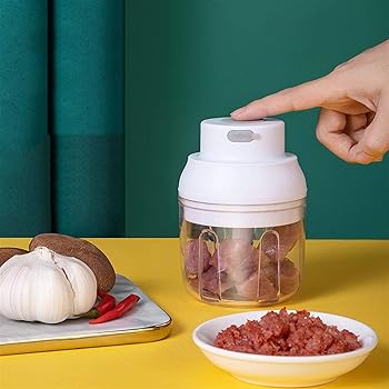 【中古】【未使用】ミニミートグラインダー、100ml/250ml容量の野菜と肉のチョッパー、2色オプション、USB充電式ミートグラインダー 【中古】【未使用】ミニミートグラインダー、100ml/250ml容量の野菜と肉のチョッパー、2色オプション、USB充電式ミートグラインダー