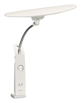 【中古】カリモク LEDデスクライト KS0152SE KS0152SR KS0156SH (ホワイトKS0156SH)【メーカー名】【メーカー型番】【ブランド名】【商品説明】カリモク LEDデスクライト KS0152SE KS0152SR KS0156SH (ホワイトKS0156SH)当店では初期不良に限り、商品到着から7日間は返品を 受付けております。お問い合わせ・メールにて不具合詳細をご連絡ください。他モールとの併売品の為、完売の際はキャンセルご連絡させて頂きます。中古品の商品タイトルに「限定」「初回」「保証」「DLコード」などの表記がありましても、特典・付属品・帯・保証等は付いておりません。電子辞書、コンパクトオーディオプレーヤー等のイヤホンは写真にありましても衛生上、基本お付けしておりません。※未使用品は除く品名に【import】【輸入】【北米】【海外】等の国内商品でないと把握できる表記商品について国内のDVDプレイヤー、ゲーム機で稼働しない場合がございます。予めご了承の上、購入ください。掲載と付属品が異なる場合は確認のご連絡をさせて頂きます。ご注文からお届けまで1、ご注文⇒ご注文は24時間受け付けております。2、注文確認⇒ご注文後、当店から注文確認メールを送信します。3、お届けまで3〜10営業日程度とお考えください。4、入金確認⇒前払い決済をご選択の場合、ご入金確認後、配送手配を致します。5、出荷⇒配送準備が整い次第、出荷致します。配送業者、追跡番号等の詳細をメール送信致します。6、到着⇒出荷後、1〜3日後に商品が到着します。　※離島、北海道、九州、沖縄は遅れる場合がございます。予めご了承下さい。お電話でのお問合せは少人数で運営の為受け付けておりませんので、お問い合わせ・メールにてお願い致します。営業時間　月〜金　11:00〜17:00★お客様都合によるご注文後のキャンセル・返品はお受けしておりませんのでご了承ください。0