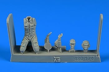 【中古】エアロボーナス AB-480174 1/48 ロシア空軍 飛行機整備士 (冷戦時代) 3【メーカー名】【メーカー型番】【ブランド名】ボイジャーモデル　Voyager Model 飛行機・ヘリコプター, おもちゃ ストア, シニア向け...