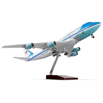 【中古】【未使用】QIYUMOKE エアフォースワン 1/160 大型飛行機模型 - 全長17インチ ボーイング747 ダイキャスト製飛行機模型 大人向け スタンド付き747型機航空愛