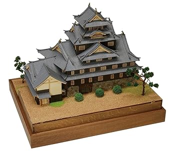 【中古】ウッディジョー 1/150 岡山城 木製模型 組み立てキット