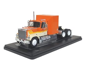 【中古】イクソ 1/43 GMC ジェネラル 1980 オレンジ/ベージュ 完成品
