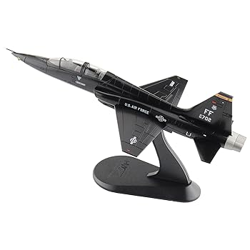 【中古】HOBBY MASTER 1/72 T-38A タロン アメリカ空軍 第7戦闘訓練飛行隊 2023 完成品 HA5412