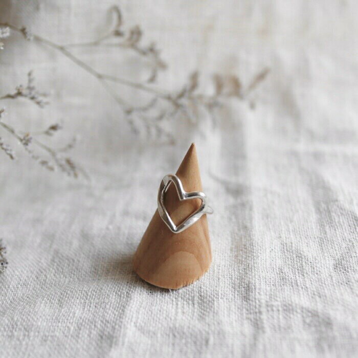 バレンタイン ギフト プレゼント リング タイシルバー ハンドメイド シンプル ハート ハートモチーフ おしゃれ ギフト silver925 レディース プレゼント 女性 ajiro A025
