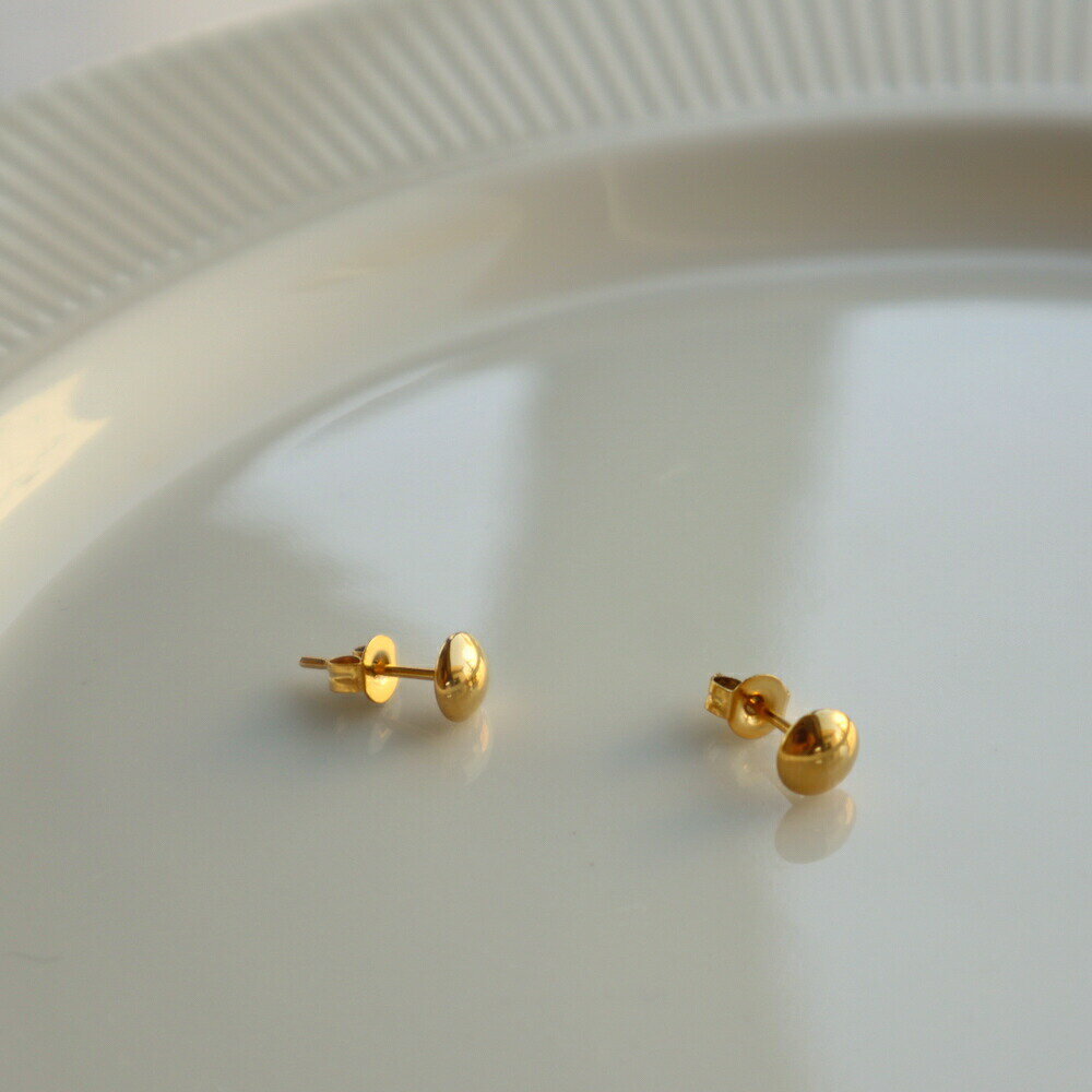 P026 サージカルステンレス　　ゴールド ミニピアス ステンレス　ピアス　アレルギー対応　ギフト　プレゼント　シンプル　オフィス　ajiroのサムネイル