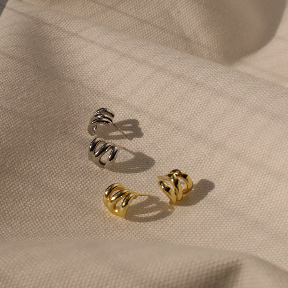 P199 ピアス フープ カジュアル ゴールド シルバー ギフト プレゼント 女性 レディース おしゃれ シンプル 高見え 上品 カジュアル ジュエリー 5tw...