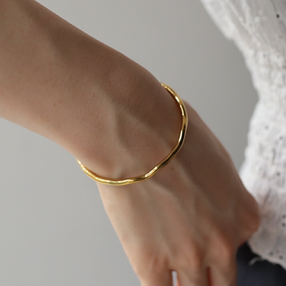 N008 バングル サージカルステンレス ゴールド シンプル ウエーブ 調節可能 ステンレス316L おしゃれ 上品 レディース 女性 ギフト プレゼント デイ...