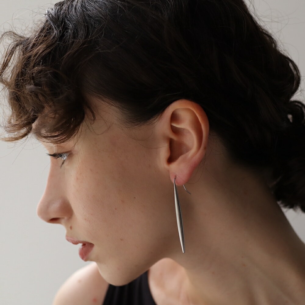 P204 ピアス フック ゴールド シルバー スティック ロング ぷっくり シンプル カジュアル おしゃれ 金属アレルギー対応 ギフト プレゼント シンプル a...
