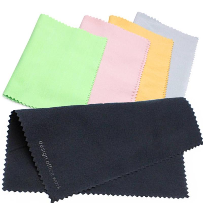 19cm×19cm【design office work】大判 厚手 持ち出し、保管に便利なケース付き。 ロゴプリント マイクロファイバークリーニングクロス 19cm×19cm ブラック (19cm×19cm, Black ブラック 黒)