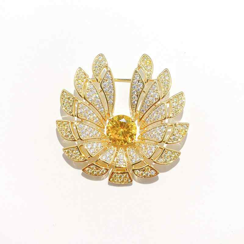 ブローチ レディース フラワー トンボモチーフ ジルコニア ゴールド エレガント 上品 おしゃれ スーツ コート 結婚式 パーティー フォーマル 宮廷風 ピンブローチ コサージュ