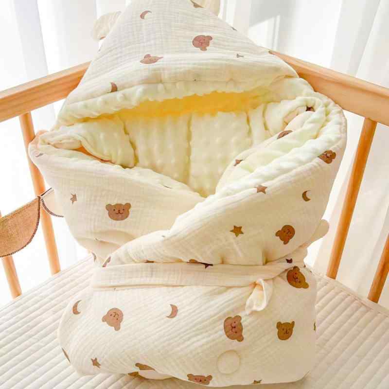 ・カテゴリ: おくるみ・主な素材: ガーゼ、ドットフリース・柄: シェイプ・カラー展開: クマの頭、恐竜、ウサギ、星月クマ、月ゾウ、たまご、ハグベア、ハート、短耳フォレストラビット、長耳フォレストラビット、ムクゲ・サイズ: 90cm × 90cm・安全等級: A類・対象年齢: 新生児 (0～1歳、身長80cm以下)