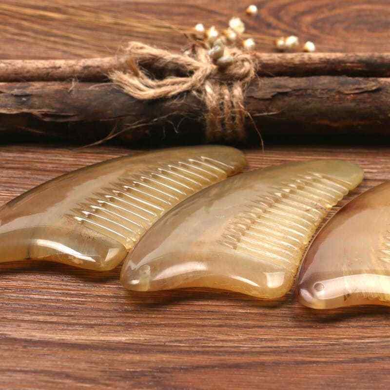 くし 天然牛角 マッサージコーム 静電気防止 頭皮ケア スカルプブラシ 絡まない ストレートヘア ロング..