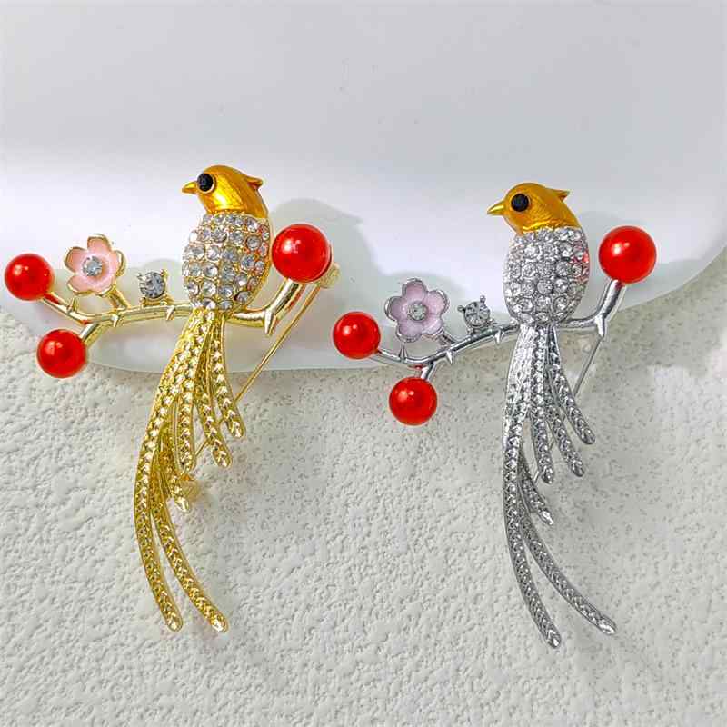 ブローチ 男女兼用 鳥 カササギ コイビトドリ 高級感 デザイン 合金製 電気メッキ加工 アンティーク調 ..