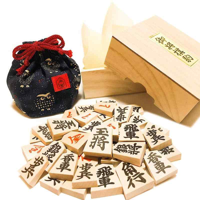 駒 楓（かえで）押彫将棋駒と鈴花堂駒袋