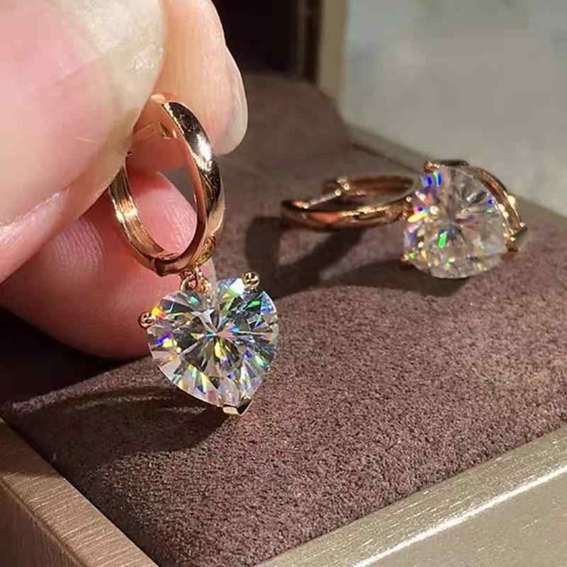 ・素材: 合金・形状: 幾何学・加工方法: 電鍍・カラー展開: ゴールドスター、ゴールドスクエア、シルバースクエア・スタイル: 小清新・スタイル分類: 清新フェミニン・カテゴリ: ピアス・イヤリング・対象: 女性・流行要素分類: 自然