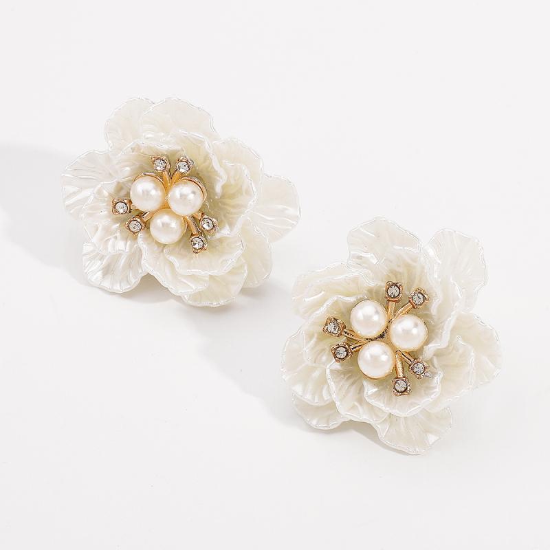 耳飾り レディース レトロ アンティーク パールビーズ 多層 牡丹 山茶花 手作り 花びら 立体 ピアス イヤリング 合金製 電気メッキ加工 高級感 かわいい ナチュラル 秋