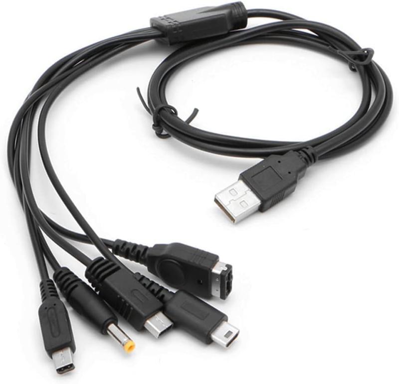 5 in 1 USB 充電ケーブル 1.2m ブラック ニンテンドー New 3DS(XL/LL), 3DS(XL/LL), 2DS, DSi(XL/LL), GBA SP, Wii U, PSP 1000/2000/3000に対応充電ケーブル 5in1 多機能充電ケーブル 急速充電 高耐久 断線防止マルチゲパッケージ内容：5 in 1 USB 充電ケーブル*1。長さ約120cmのロングケーブルを採用。電源から離れた場所でもラクラク充電できます。5in 1充電ライン設計：5つの異なる充電ポートと1つのUSBポート。これ一本で5台のデバイスを同時に充電できますので、一本5役のデザインで、使おうとする時に充電コードを見つけならない面倒くさが家族や友達と一緒に使われます。高い耐久性：高品質、頑丈、耐久性。取り回しやすく、絡まりを防ぎ、柔らかくて断線しにくいです。数万回以上折り曲げても、性能上 のダメージや変化はでした、耐振動·耐衝撃性にも優れています。軽量でポータブル：ポータブルで、アウトドアアクティビティ、出張、旅行に適しています。優れた導電性があり、急速充電を実現し、充電しながらのゲームプレイにも最適です。優れた互換性：for ニンテンドーNEW 3DS(XL/LL),2DS,DSi(XL/LL)、NDS Life、Wii U、PSP(1000/2000/3000)、GBA SPの充電がコレ1本で出来る、「5 in 1 USBケーブル」（注：充電のみ、データ転送はサポートしていません。）家族、旅行、仕事、出張、さらには車の後部座席でも電子デバイスを充電するのに最適です。