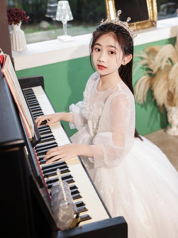 Occidental Goods - 子供ドレス 女の子 フォーマル プリンセスドレス ロング丈 ピアノ発表会 演奏会 フラワーガール イブニングドレス チュール ボリューム Aライン 結婚式 パーティー シャンパン 白 ピンク 高級感 上品 春夏秋冬