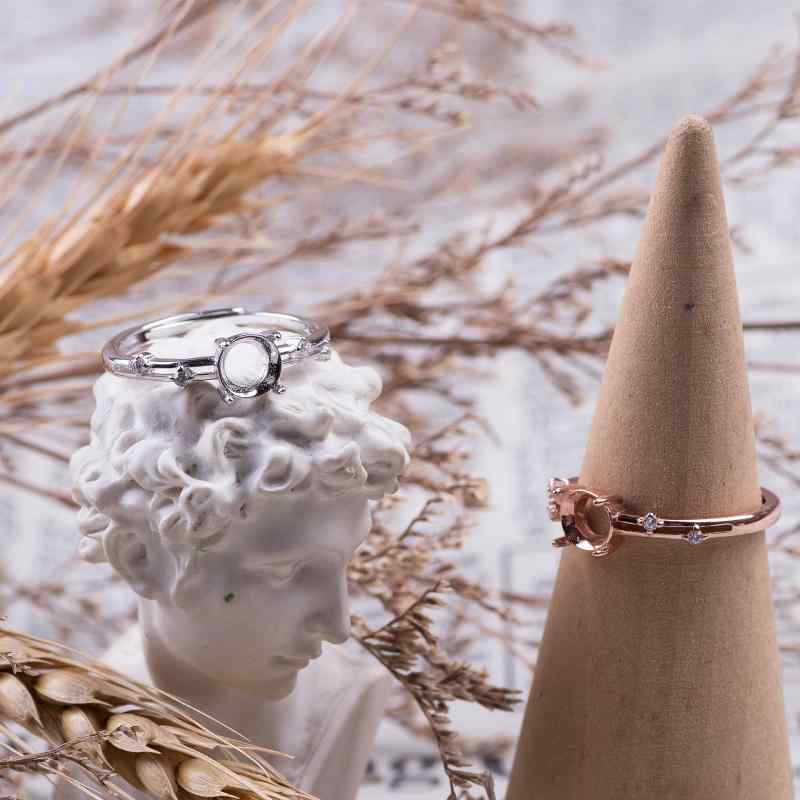 ・製品カテゴリ: 手元アクセサリー・対象: 女性・素材: 925シルバー・スタイル: シンプル、通勤ファッション・形状: 幾何学・デザイン要素: サークル・加工: メッキ・カラー展開: プラチナカラー、ローズゴールド、ゴールド・サイズ: フリーサイズ