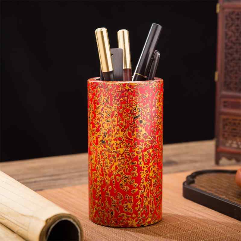 ペン立て 紅木 無垢材 大漆 漆器 高級感 中国風 オリエンタル 伝統工芸品 ユニーク 円形 オブジェ 置物 収納 デスク収納 文具 ギフト 贈答品 書斎 デスク