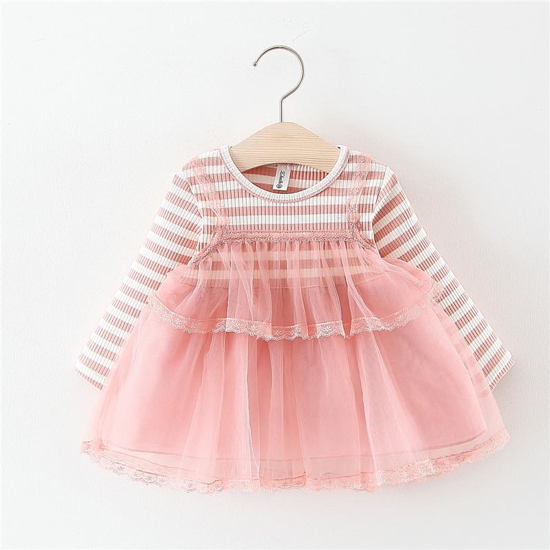 ・カテゴリ: キッズワンピース・スタイル: プリンセス・対象性別: 女の子・対象年齢: 1〜3歳 (身長80〜100cm)・主な素材: 綿95%・裏地素材: 綿95%・袖丈: 長袖・柄: ストライプ・サイズ展開: 70cm、80cm、90cm、100cm
