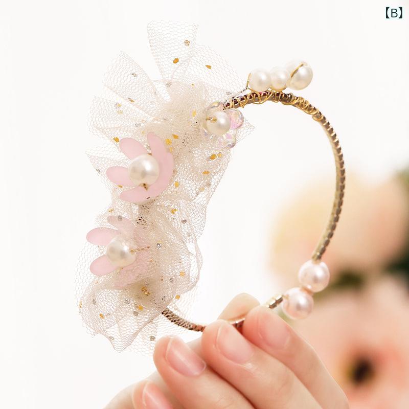 あじゅりのリストブーケ 花嫁 ブライズメイド リストレット ナチュラル ボタニカル ロマンティック かわいい ウェディング 結婚式 ブライダル 披露宴 二次会 ゲスト お呼ばれ 腕飾り ブレスレット 布製｜アングル3