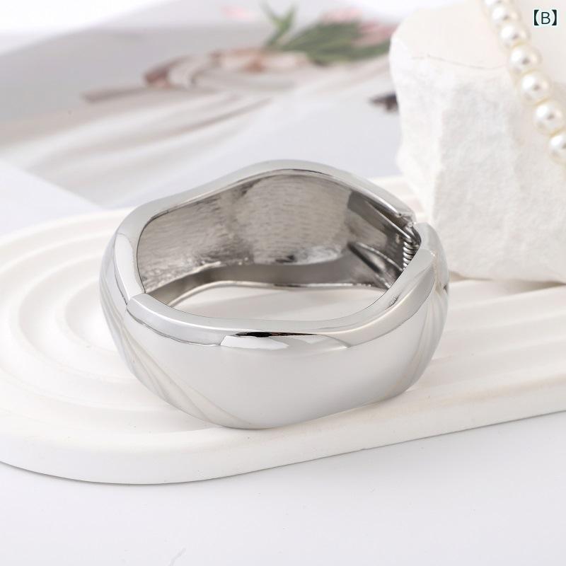thum3