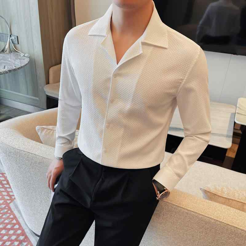 ・カテゴリ: シャツ・スタイル: 韓国風・主な素材: ポリエステル96%以上・機能: 通気性、形態安定、吸湿速乾・フィット: スリムフィット・ネックライン: 襟付き・袖丈: 長袖・柄: 無地・厚さ: 普通・デザイン: ステッチ装飾・シーン: カジュアル・対象年齢層: 20代〜30代前半・性別: メンズ・カラー展開: ホワイト、ブラック・サイズ展開: M、L、XL、XXL、XXXL