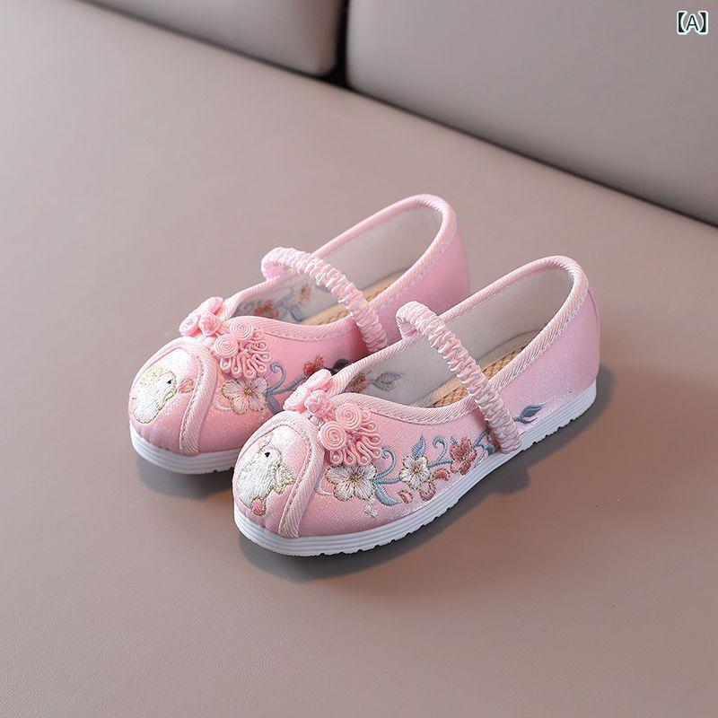 子供靴 女の子 刺繍シューズ 漢服 フラットシューズ チャイナドレス 民族風 レトロ キッズ 刺繍 軽量 柔らかい 歩きやすい ダンスシューズ 発表会