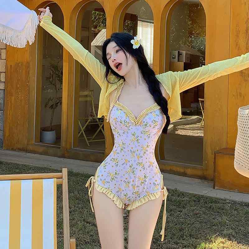 ・カテゴリ: 连体泳衣・スタイル: ワンピース水着、ハイウエスト、セクシー、タイト、バックレス、高耐久、コンサバティブ・対象: レディース・主な素材: ポリエステル・素材の割合: 95%・パッド・ワイヤーの有無: ワイヤーあり、胸パッドあり・柄: 花柄・袖丈: 長袖・カラー展開: 画像カラー・サイズ展開: M、L、XL