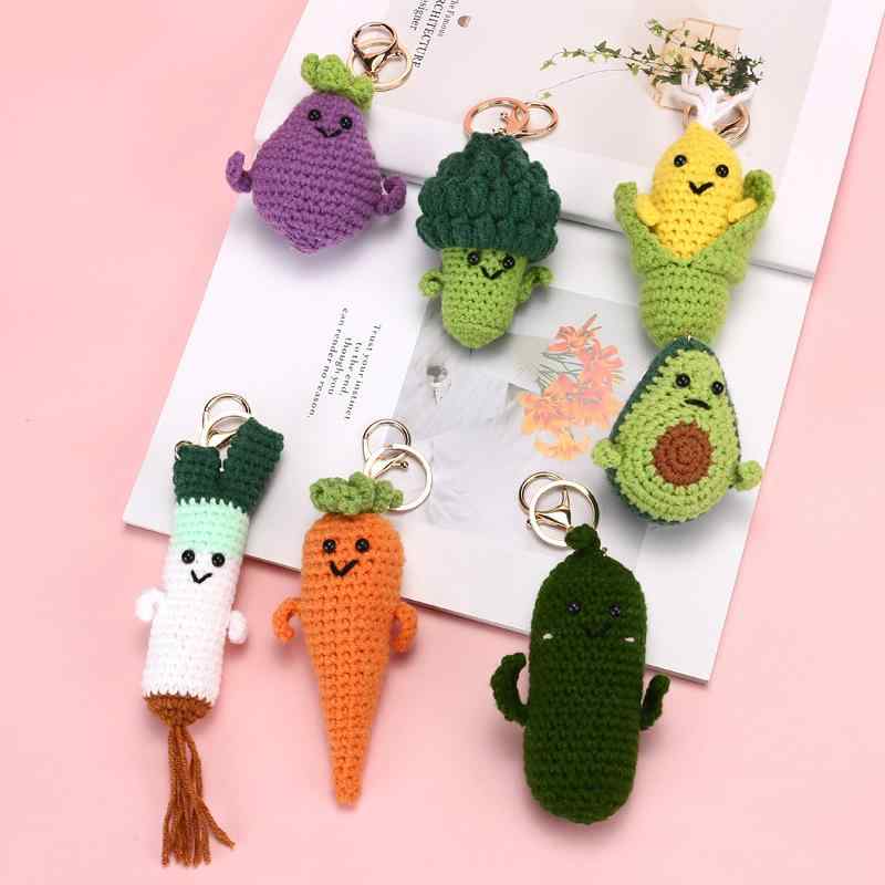 キーホルダー 手編み 野菜 果物 毛糸 チャーム かわいい バックチャーム ストラップ ハンドメイド トマト ニンジン アボカド ブロッコリー トウモロコシ ナス
