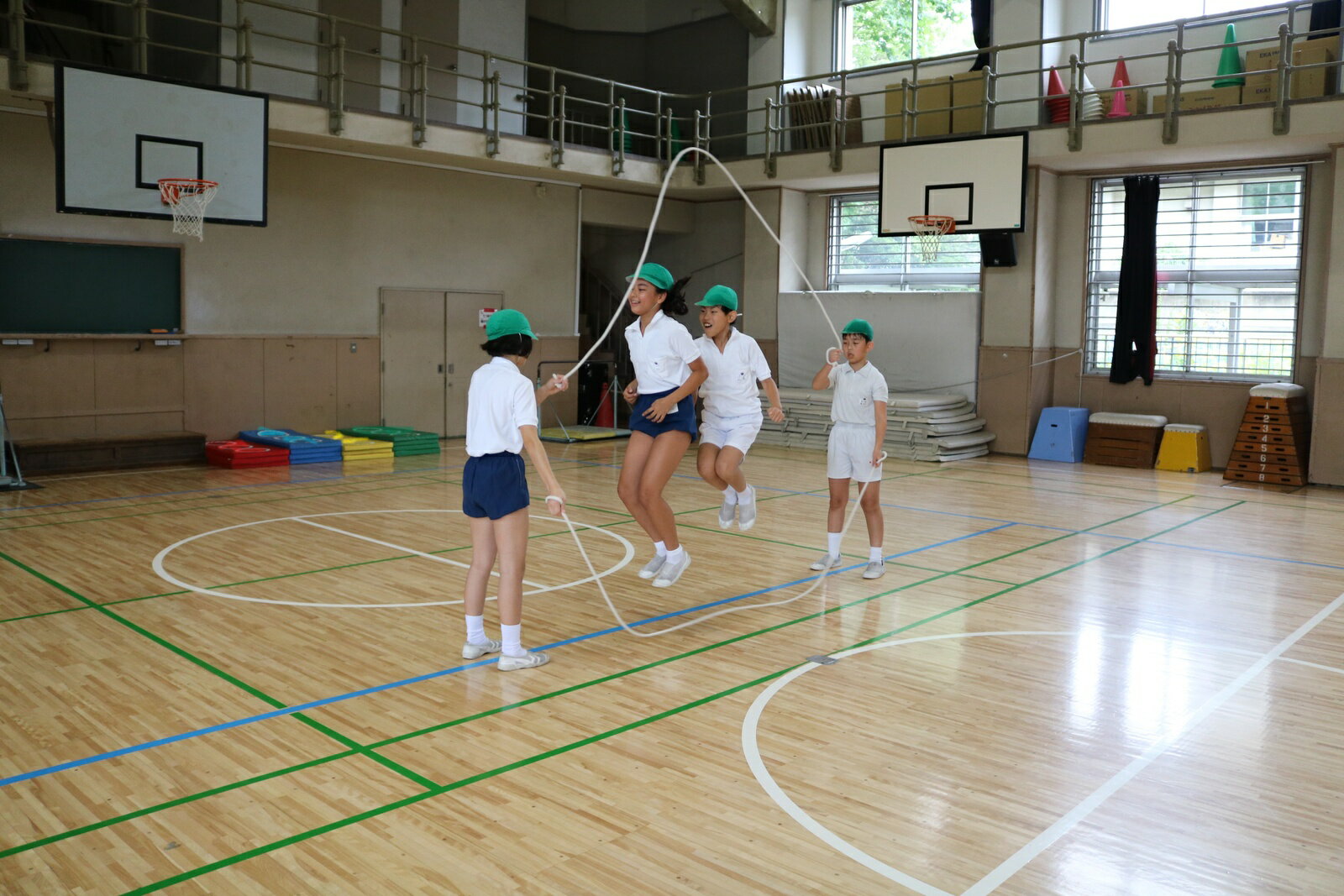 アカバネ(AKABANE) ダッチロープ長なわ なわ跳び 学校 体育 小学校 中学校 高校 連携 協力 集団 課外活動 100m F-2704沖縄・離島送料別途