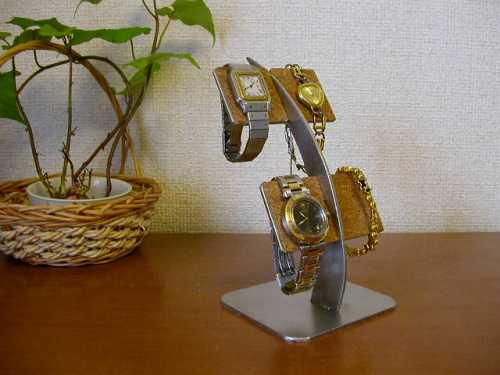 ���ץ�����ɡ�ȿ���֤�С�4�ܳݤ��ǥ����󥹥���ɡ�AK67