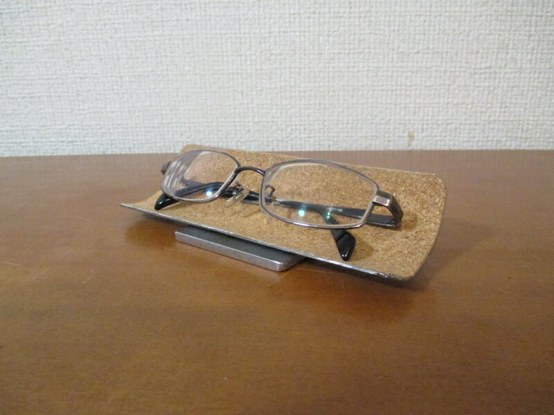 めがねスタンド　眼鏡収納ディスプレイスタンド