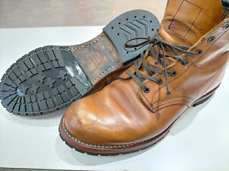 楽天靴修理の店赤い靴楽天市場店【vibram 2333ソール700ヒール交換】REDWING BECKMAN レッドウイング ベックマン ハーフソールとヒールを交換修理 靴修理 ブーツ修理 加水分解 納期早い 自分で 修理 できない方