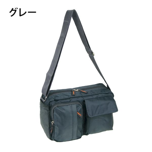 【商品説明】●マチ幅（約）110mmの収納力です。●両サイドにも小物収納メッシュポケット付き。●サイズ:（約）高さ180mm×横260mm×縦110mm、 ベルトの長さ:（約）560〜1150mm●開閉：ファスナー　●重さ：（約）210g　●材質：ポリエステル　●生産国：中国●ポケット：前にファスナー式2と面テープ式1、中にオープン式2と面テープ式1、後ろに面テープ式1＊お好きなカラーをお選びください。