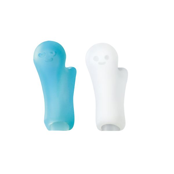 【商品説明】●指にフィットするもちっと感　もちもっち鉛筆グリップ●フィットするくぼみで鉛筆が正しくもてる●指がすべりにくいからつかれにくい●表情豊かなおもち達と楽しく勉強♪●右手用指の位置にくぼみがあるから鉛筆が正しくもてる！●もちっと触感のやわらかいシリコン素材だから、指がすべりにくく、疲れにくい！●笑ったりはしゃいだり、表情豊かなグリップのおもち達。鉛筆を握った時に、おもちのお顔が見える向きが正しい装着向きです。●装着時は鉛筆にピタッとくっつきます。外したい時はおもち達の頭を指でぐっと押すと、簡単に外せます。●JIS規格対応の丸・六角・三角の形の鉛筆に使えます。●右手用●おやすみフェイスのクリアなわらびもち＆まるでつきたて!?にっこりフェイスのおもちカラー●花びらあたまがキュートなさくらもち＆つぶつぶヘアがおちゃめなきなこもちカラー●サイズ縦_本体（mm）：38●サイズ横_本体（mm）：17●サイズ高さ_本体（mm）：14●重量_本体（g）：10