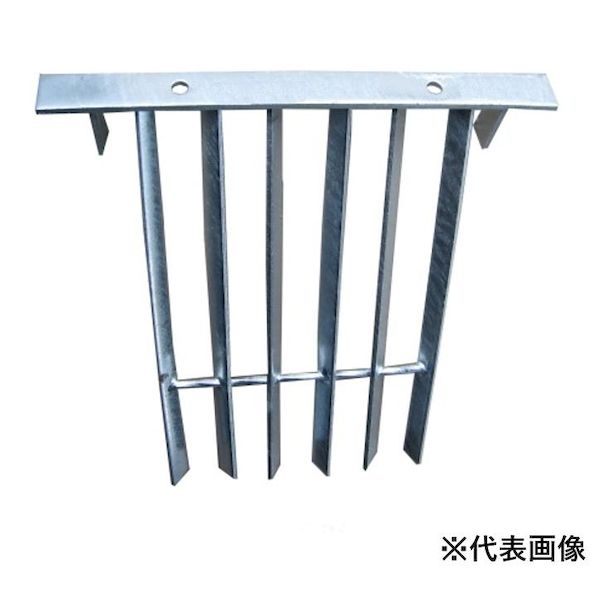 【商品説明】●特徴：U字溝用ゴミ受けスクリーン。置くだけで設置が簡単です。●材質：鋼板製・溶融亜鉛メッキ仕上げ●適用みぞ幅(mm)240●本体内幅寸法W（mm）：230●本体外幅寸法C（mm）：300●本体高さ寸法H（mm）：285●単重（kg）：1.4●角度（度）：70●注意：※個人宅配送は不可となります。溝用グレーチング 溝用 グレーチング安価 グレーチング お得 グレーチング　溝の蓋 みぞの蓋 溝のフタ ミゾの蓋 ミゾのフタ 溝フタ みぞフタ 溝蓋 側溝用蓋 道路グレーチング 道路 溝　道 溝 蓋 格子 カネソウ グレーチング 奥岡製作所 グレーチング 中部コーポレーション グレーチング 第一機材 グレーチング ダイクレ グレーチング ニムラ グレーチング 片岡製作所 グレーチング
