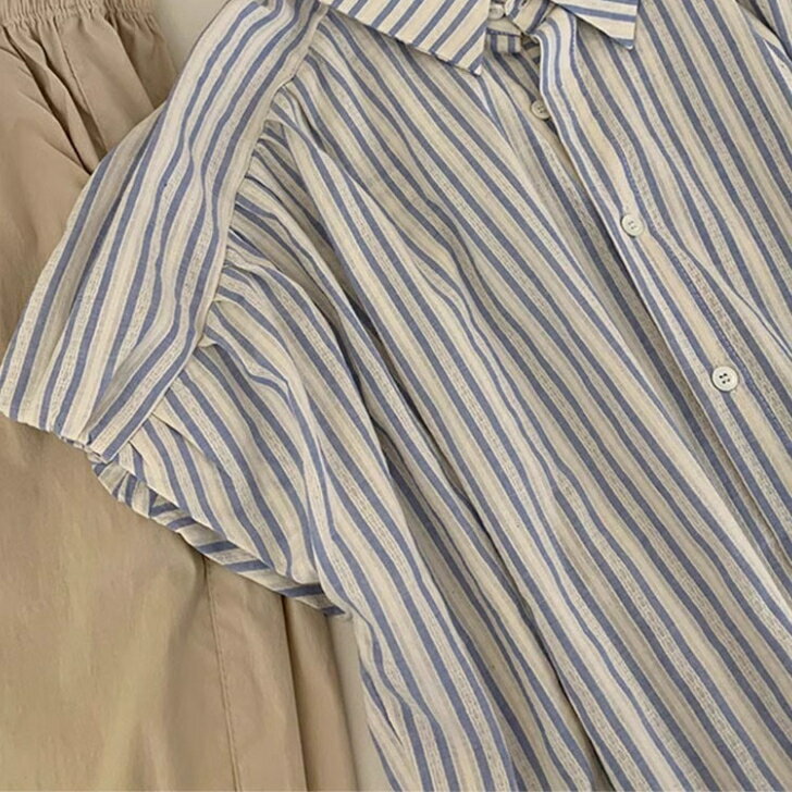 送料無料 ブラウス 半袖 ストライプ シャツ レディース トップス カットソー スキッパー シャツ カジュアル オフィス フレンチスリーブ 袖なし ホワイト ブルー ストライプ 半袖シャツ レディース ブラウス おしゃれ カジュアル お洒落 シンプル 夏服のサムネイル