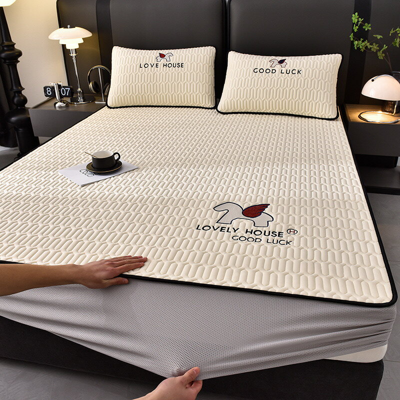 樂天商城 - ボックスシーツ 夏用 キルティング マットレスカバー 冷感パッド ベッドシーツ 接触冷感 夏用 かわいい 天然 ラテックス セミダブル ダブル ワイドダブル クイーン キング 120×200 150×200 180×200 200×220 ナノシルク 送料無料