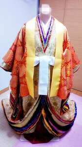 実物撮影!豪華! 十二単 (掛下・単衣・五衣・長袴)結婚衣装 結婚式 披露宴 前撮り コスチューム