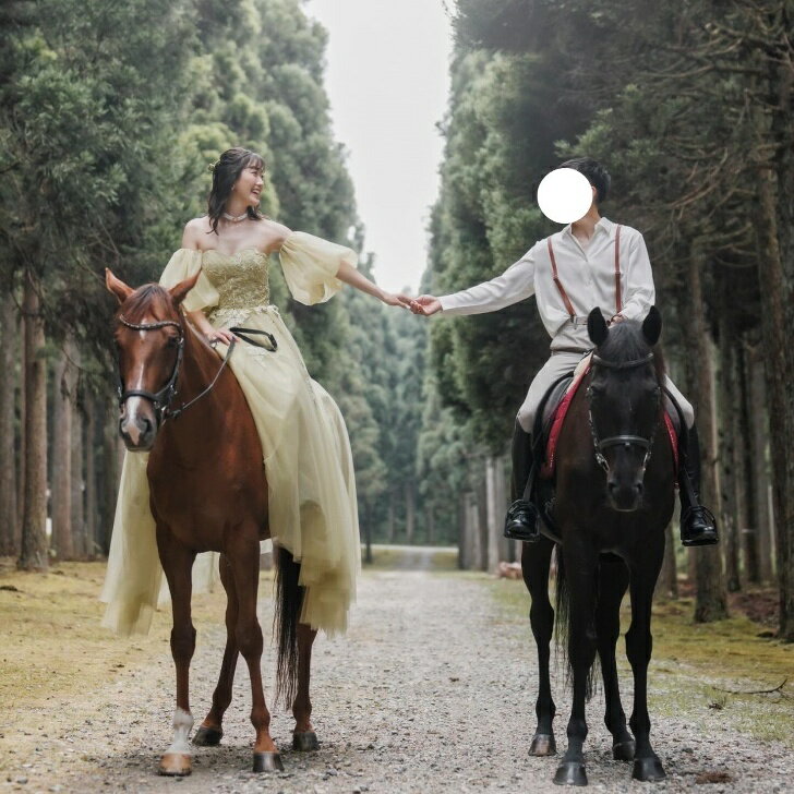 実例写真！2waysチュールカラードレス　取り外しパフスリーブ　グリーン　刺繍　フォトウエディング　前撮り　結婚式