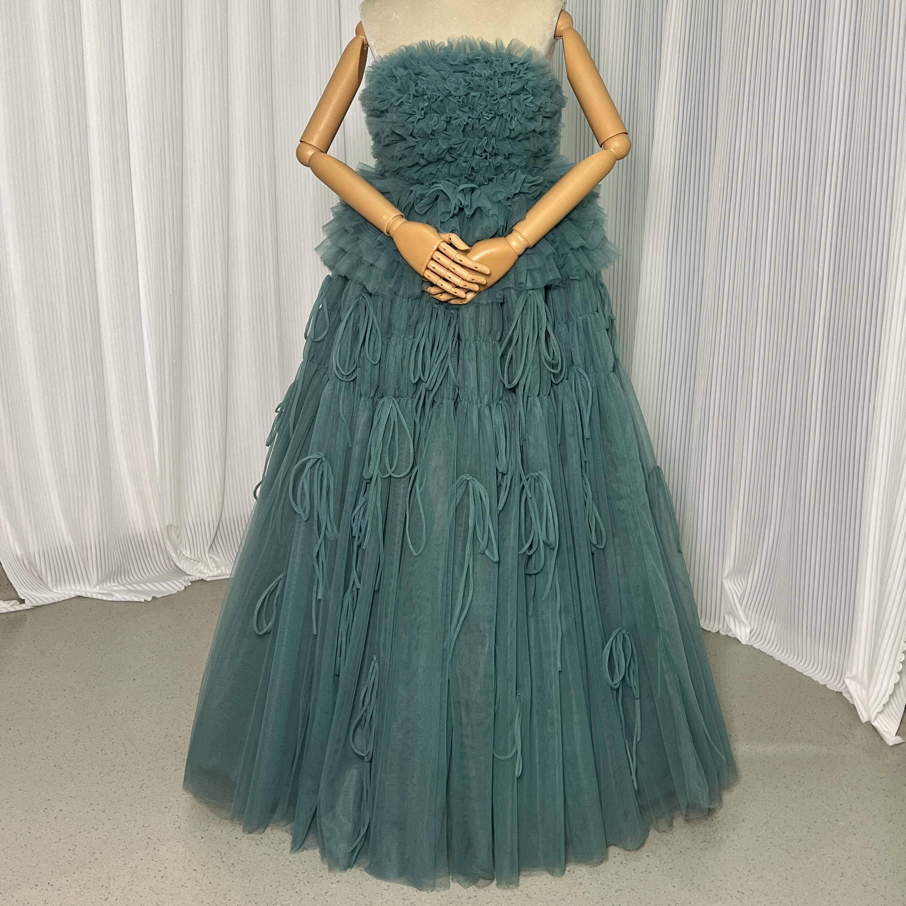 カラードレス ベアトップ 編み上げ グリーン リボン 床付く プリンセスライン 前撮り 結婚式