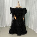 ウェディングドレス ベアトップ 姫袖 リボン 柔らかく重ねたチュールスカート 可愛い ブラック