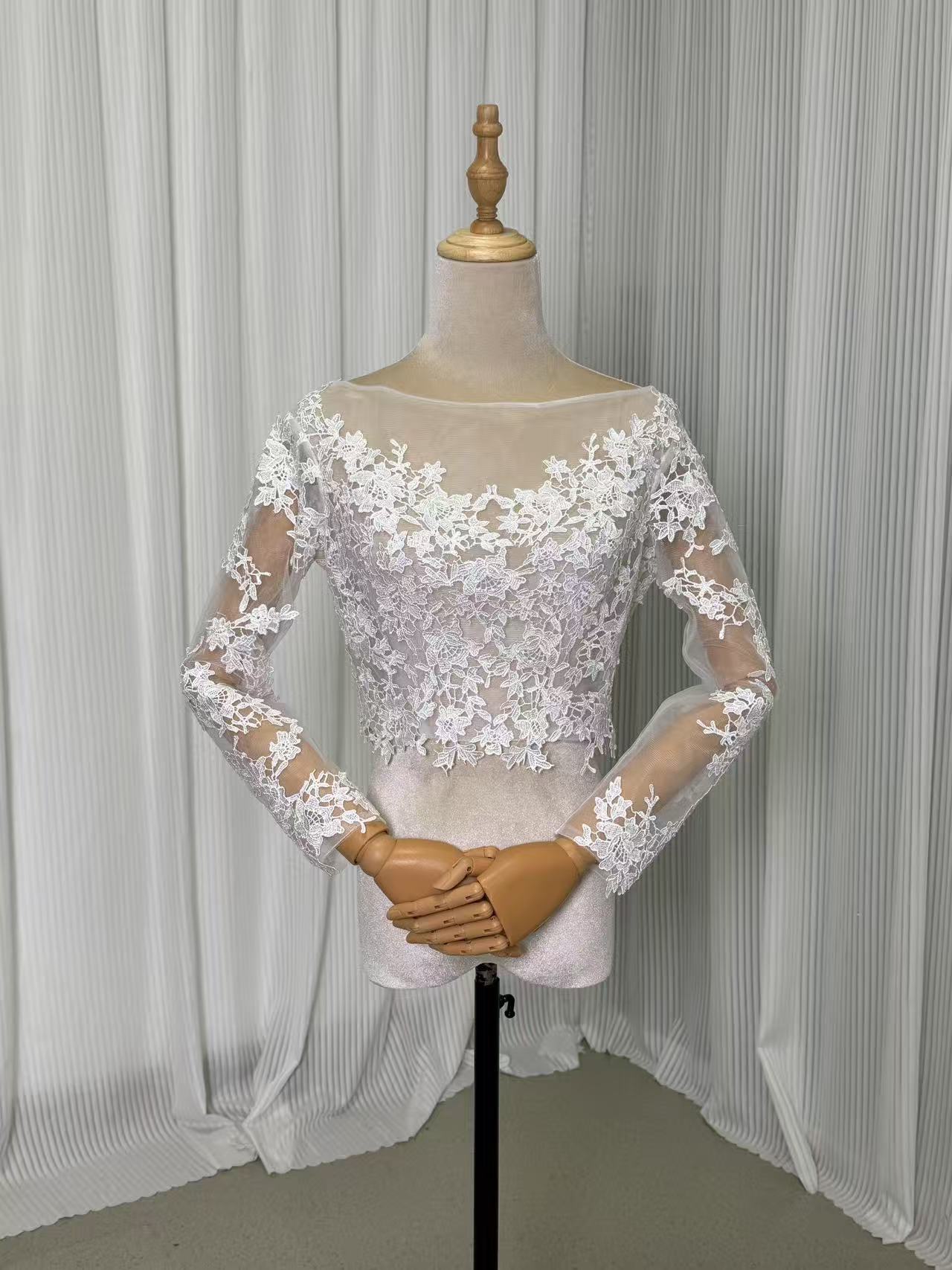 �ܥ�� ���󥰥��꡼�� ����ߥܥ��� ή���Ʃ���֥졼�� �饦��ɥͥå� ��Ϫ��/�뺧�� �ֲ�