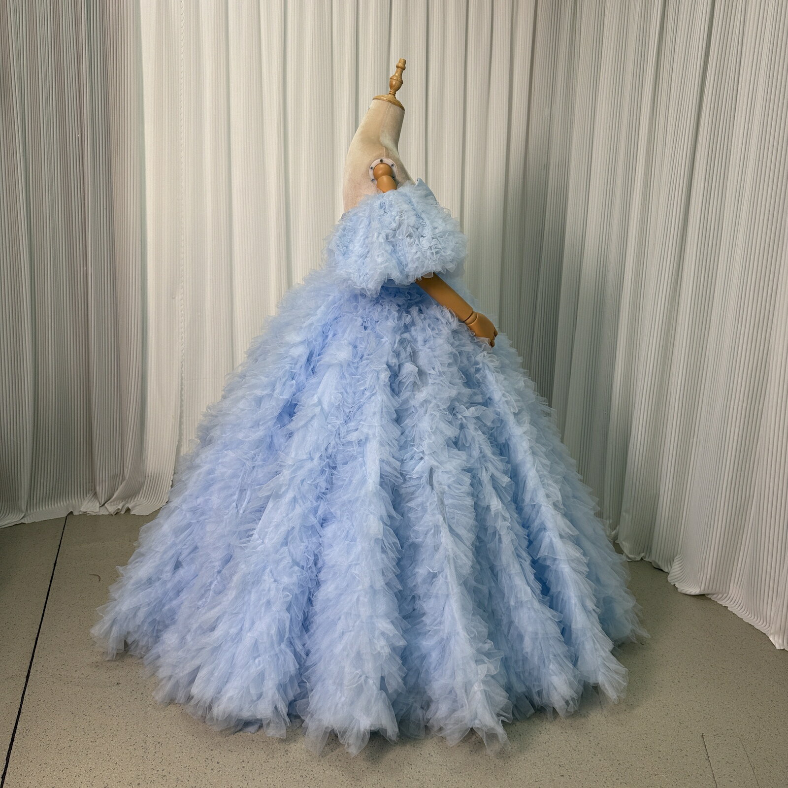 カラードレス ブルー パフスリーブ 編み上げ もこもこドレス ロング 結婚式 ふわふわ プリンセスライン 3