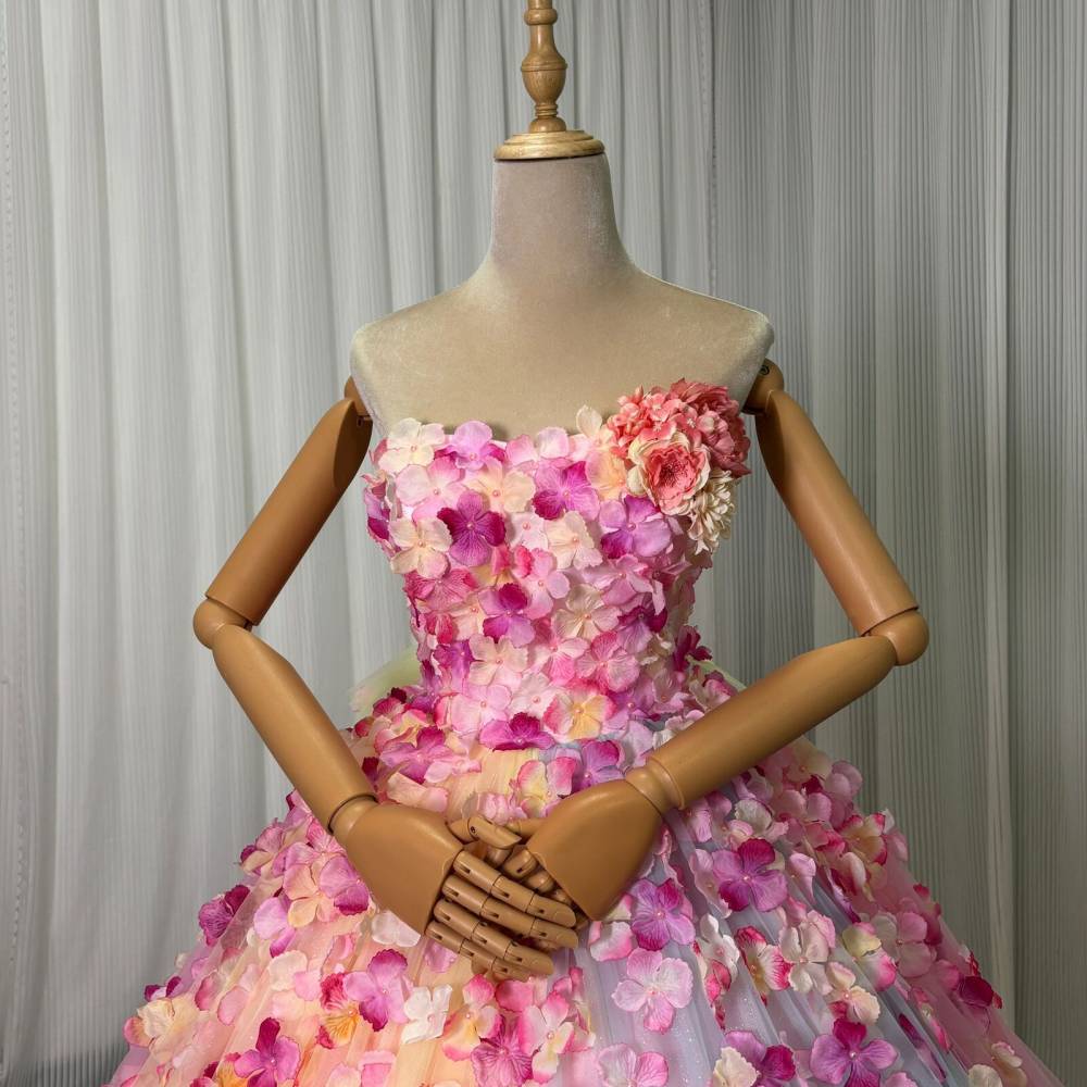 カラードレス レインボー 花モチーフ グリッタードレス 立体ドレープ 裾に繊細レースをあしらった 結婚式